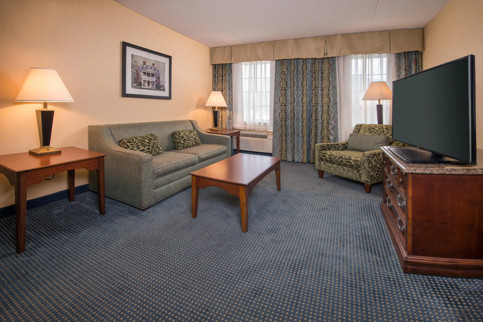 Holiday Inn Express State College at Williamsburg Square by IHG