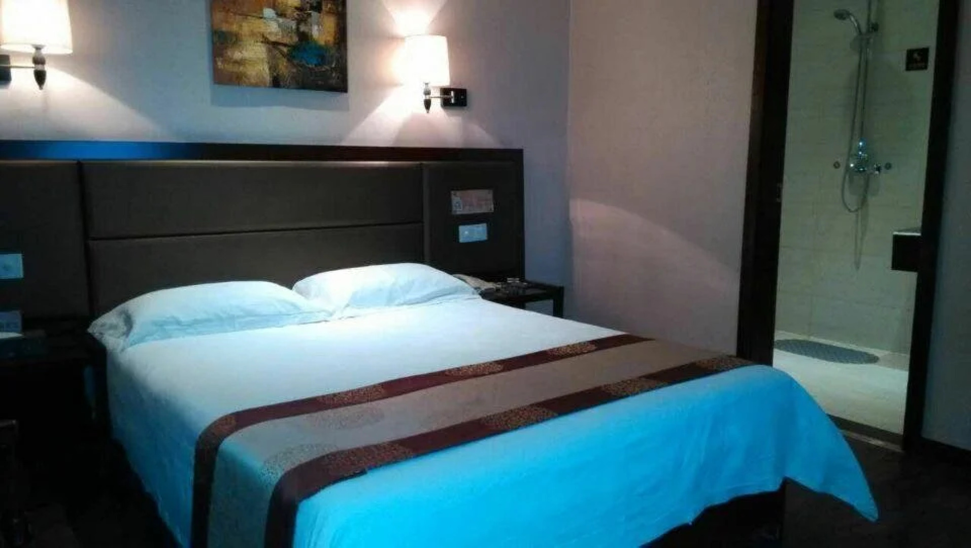 Hubei Yatingxuan Hotel