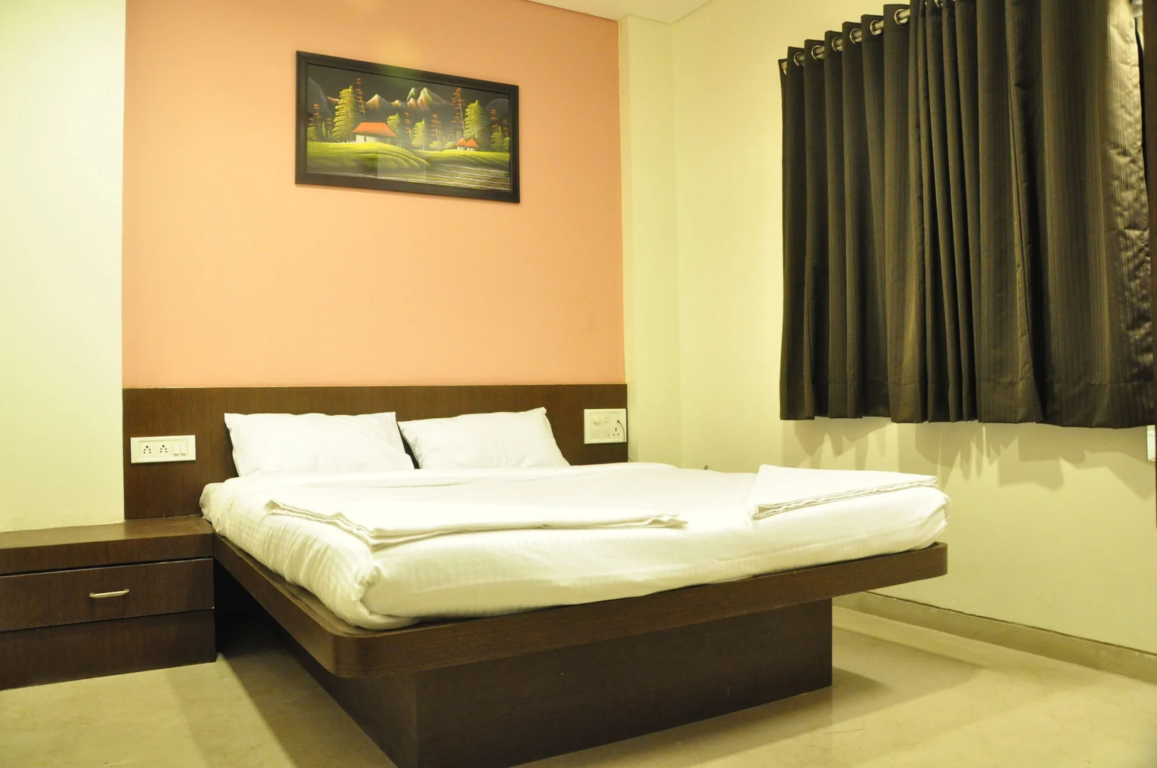 Hotel Avon International