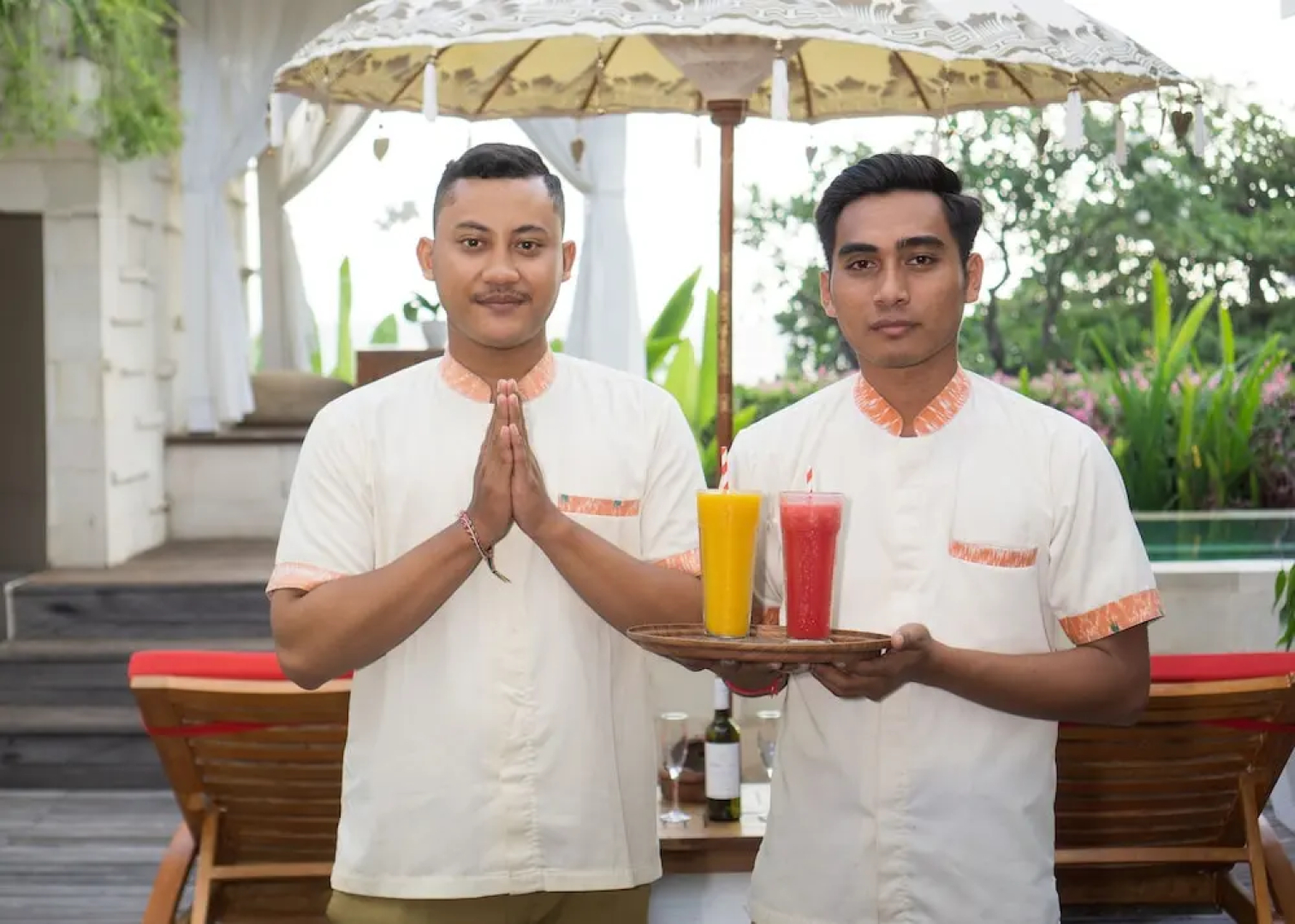 Exquisite Oceanfront 1 Br Villa in Seminyak