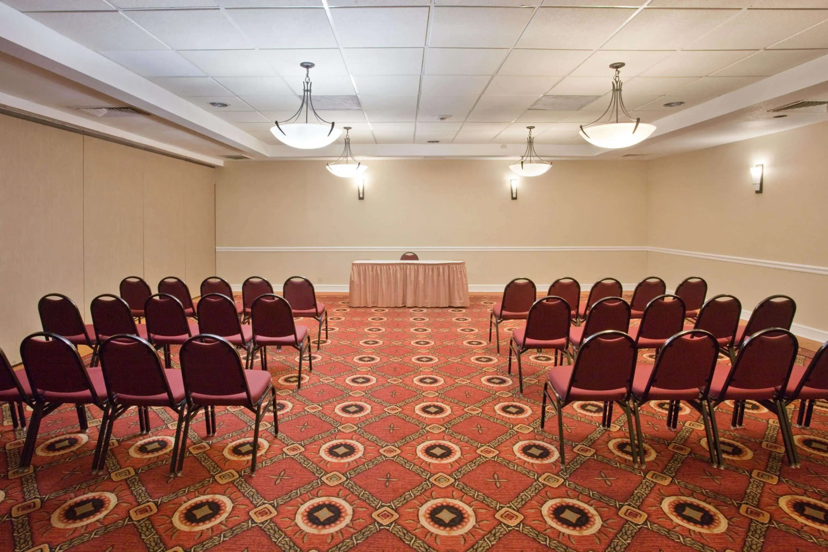 La Quinta Inn & Suites Downtown Conference Center