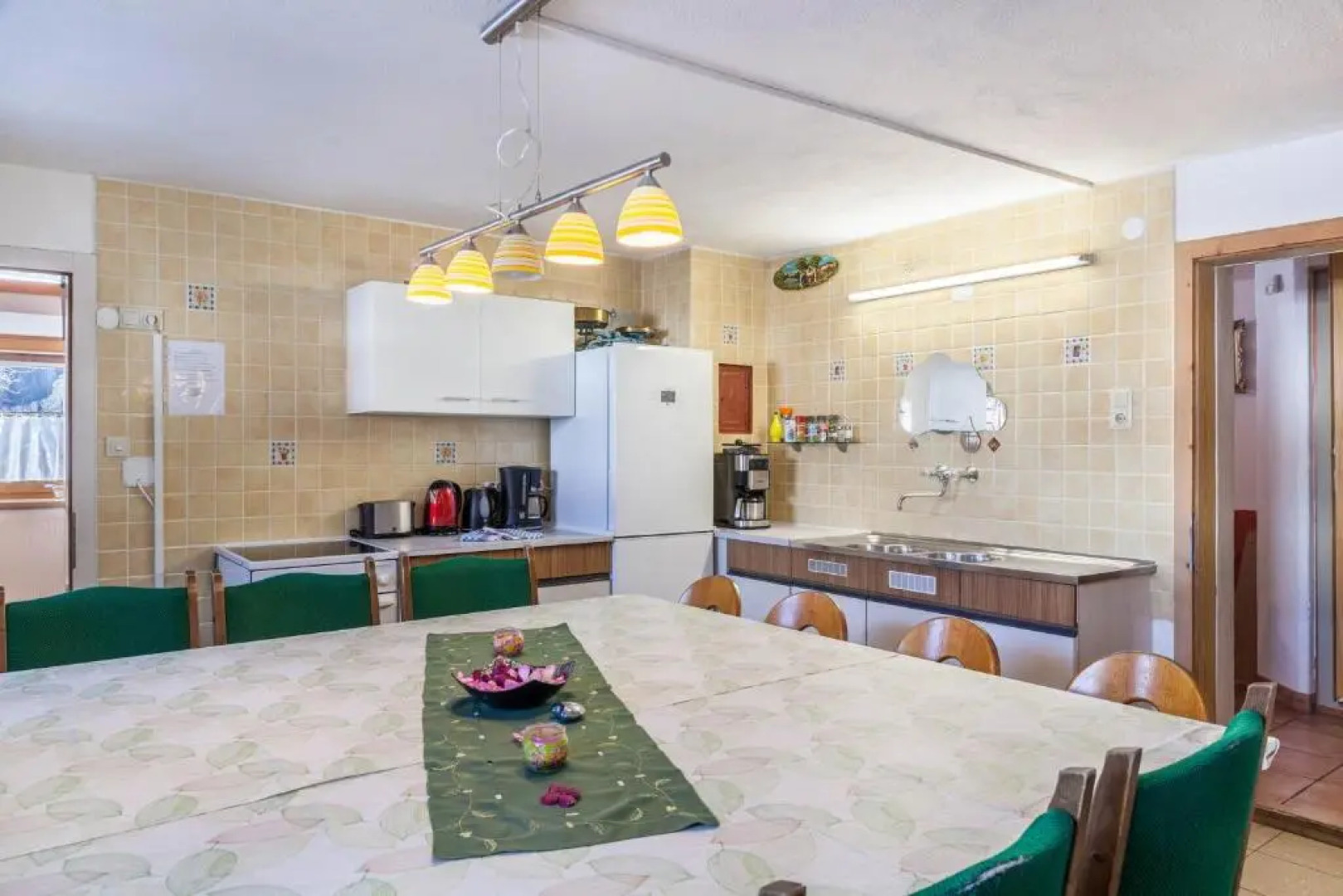 Ferienhaus Familien und Gruppenhaus Garten Grillkamin