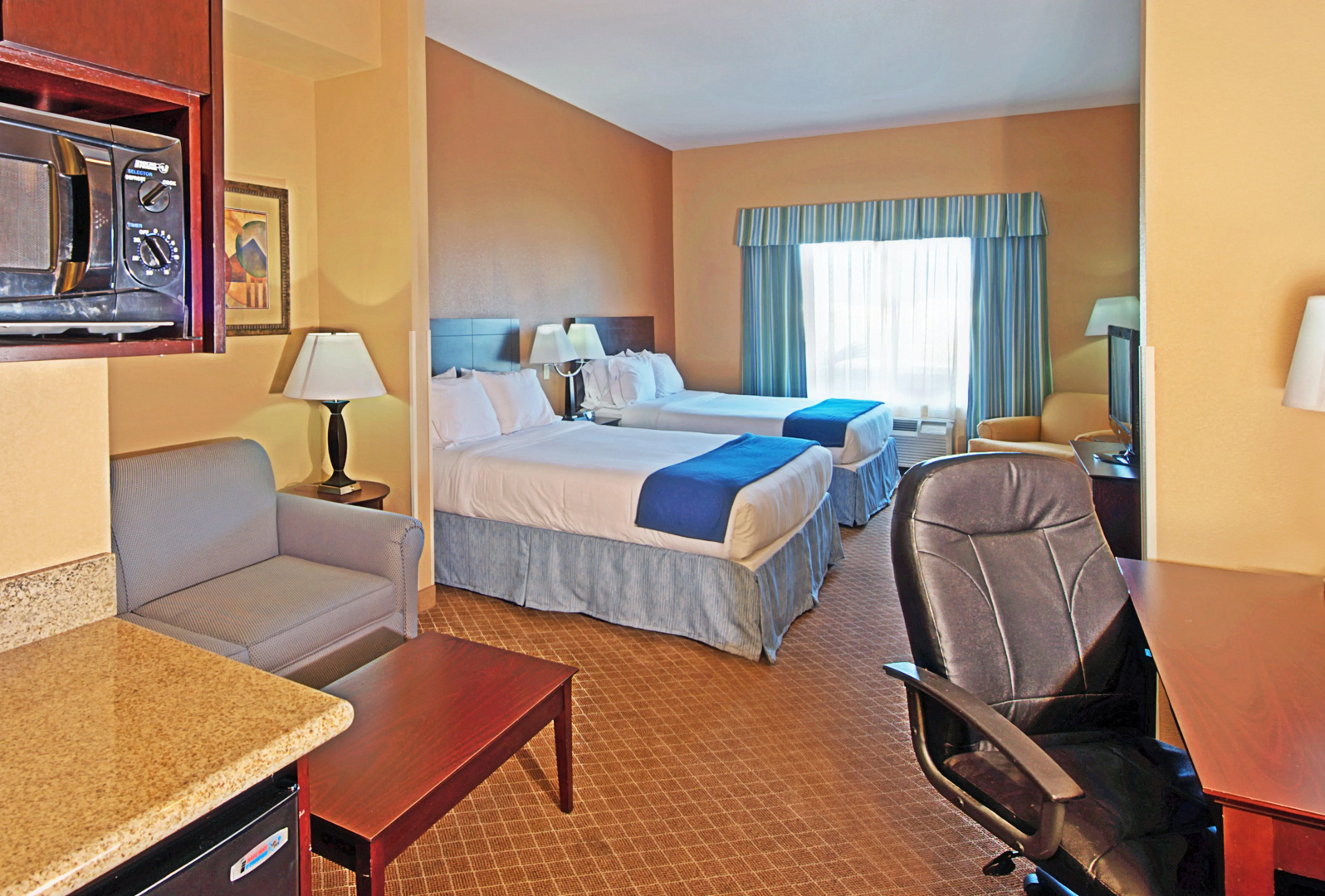 Holiday Inn Express & Suites Tucson by IHG