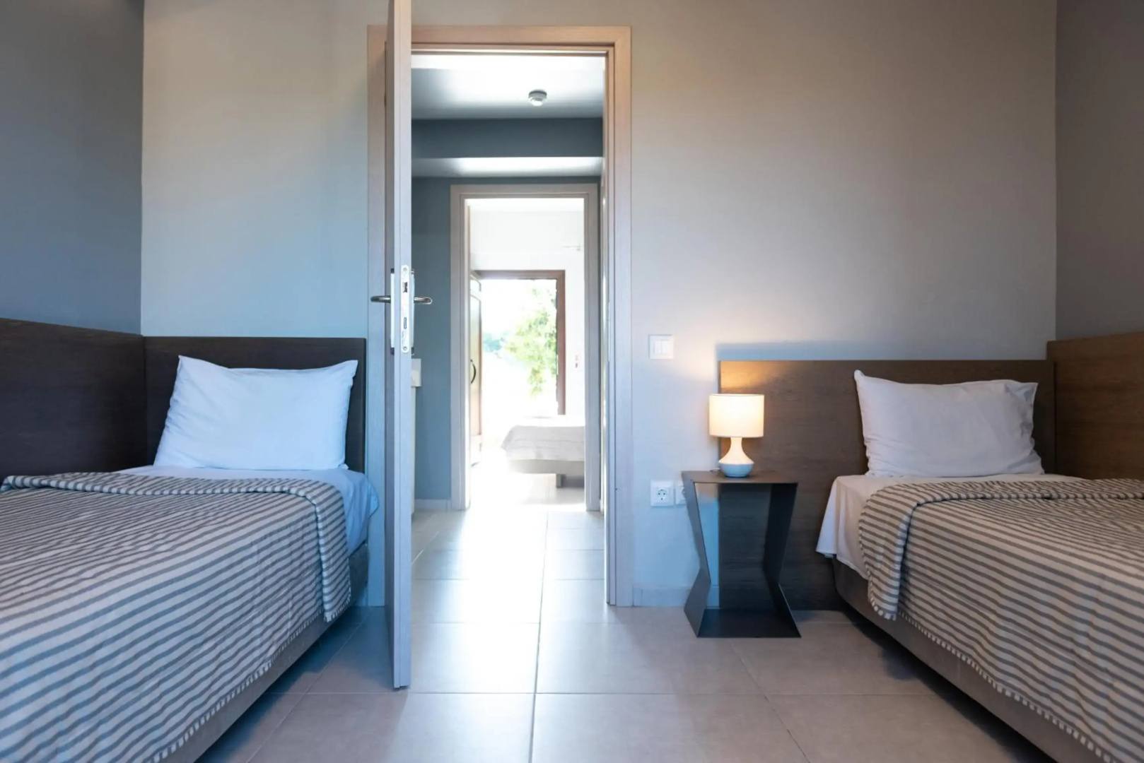 Stamos Hotel