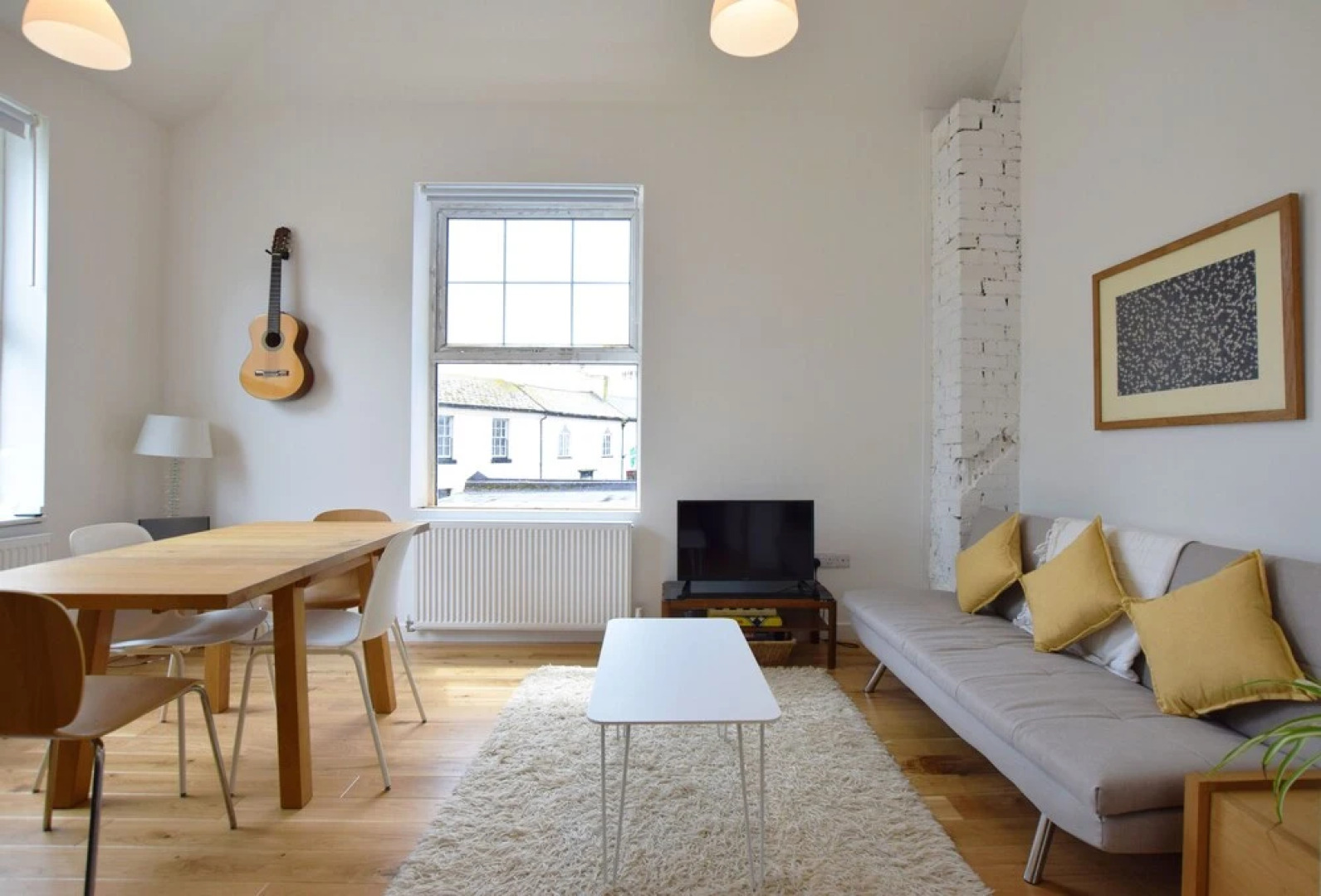 Modern Apartment In The Centre of Teignmouth