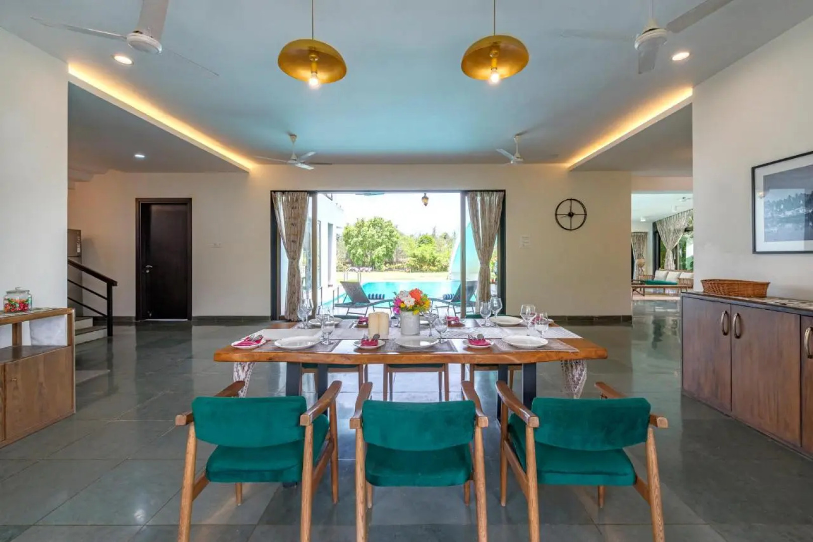 Saffron Stays Gardenia