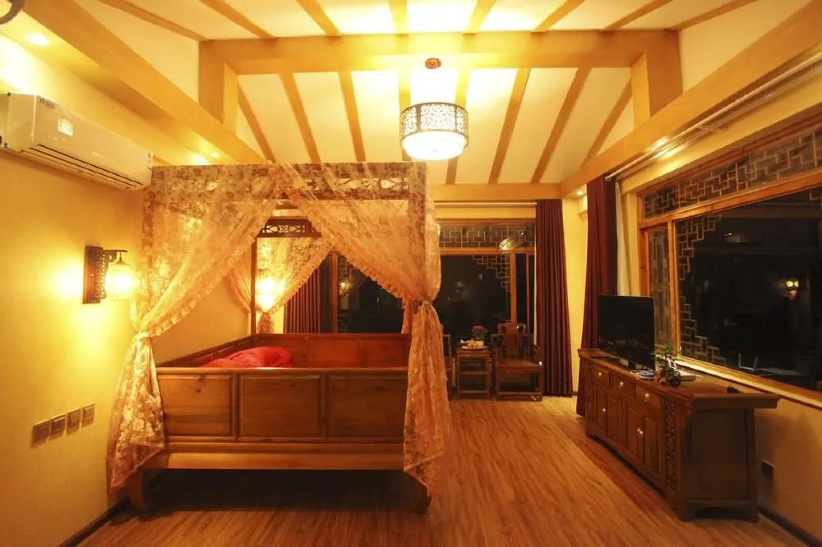 Fenglin Holiday Courtyard