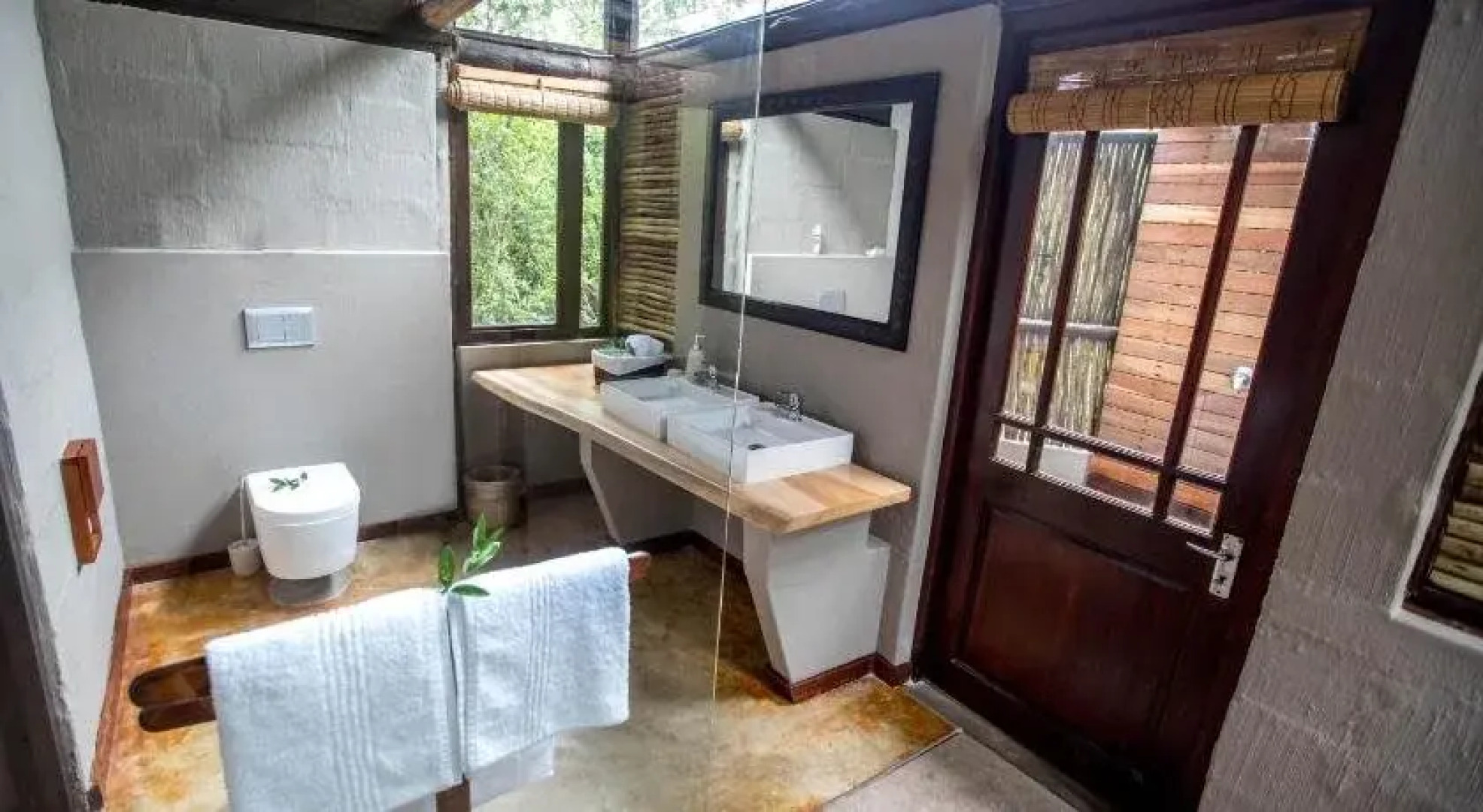 Royal Thonga Safari Lodge