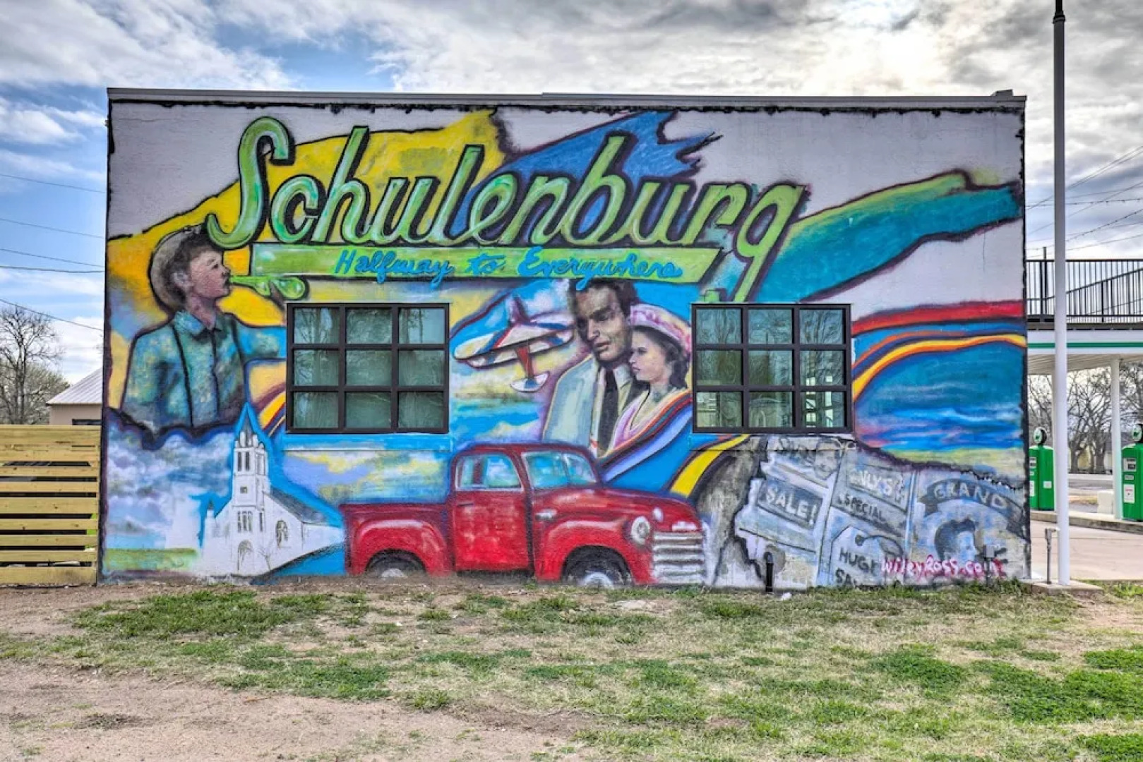 Unique Texas Home in Converted Gas Station!