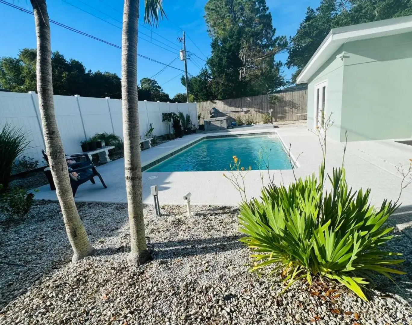 Pool, Hot tub, Close to Beaches, Shopping, More!