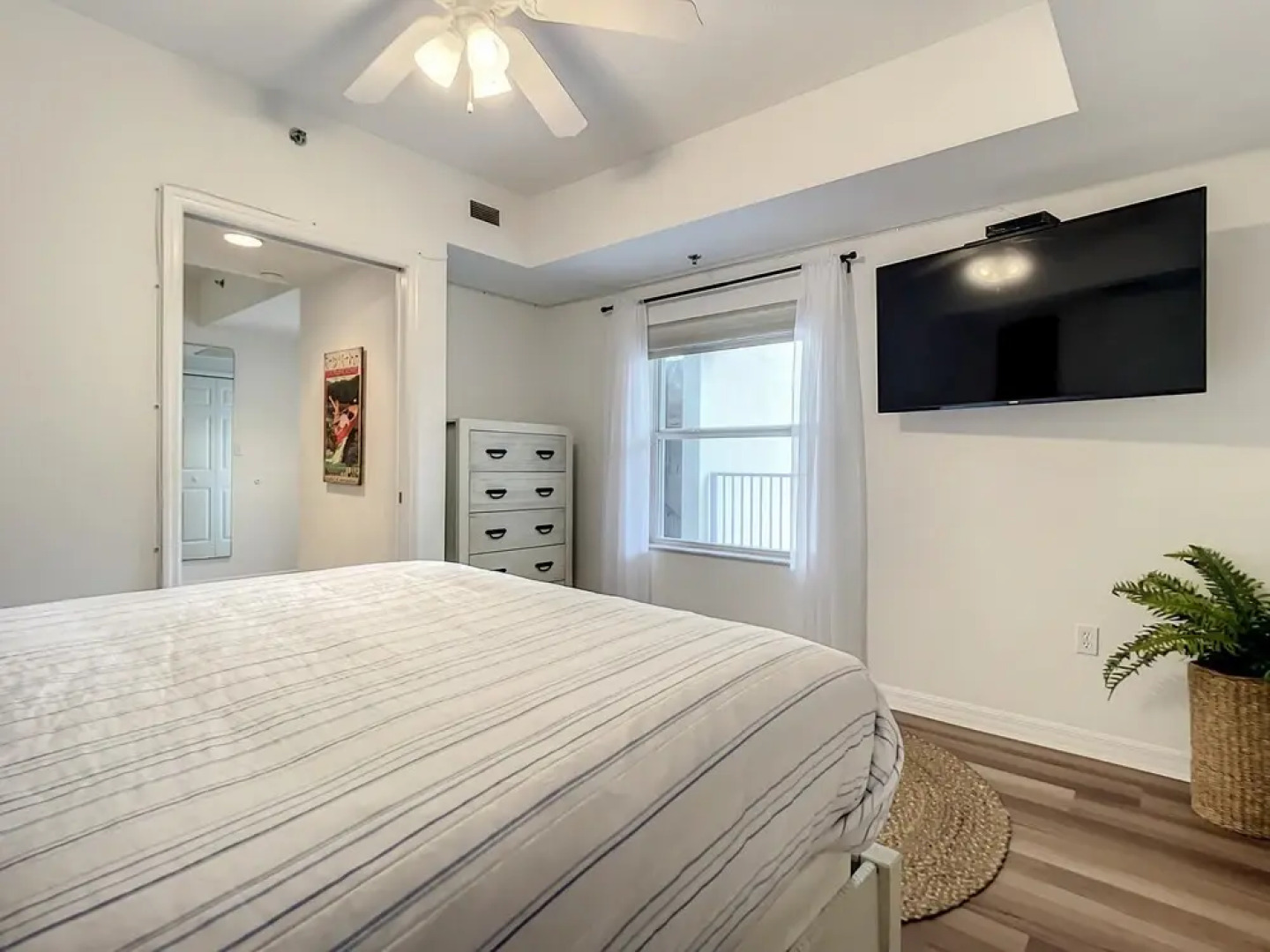 Come Drift Away in This Gorgeous Coastal Themed 3bed 2 Bath Condo Ow9-302