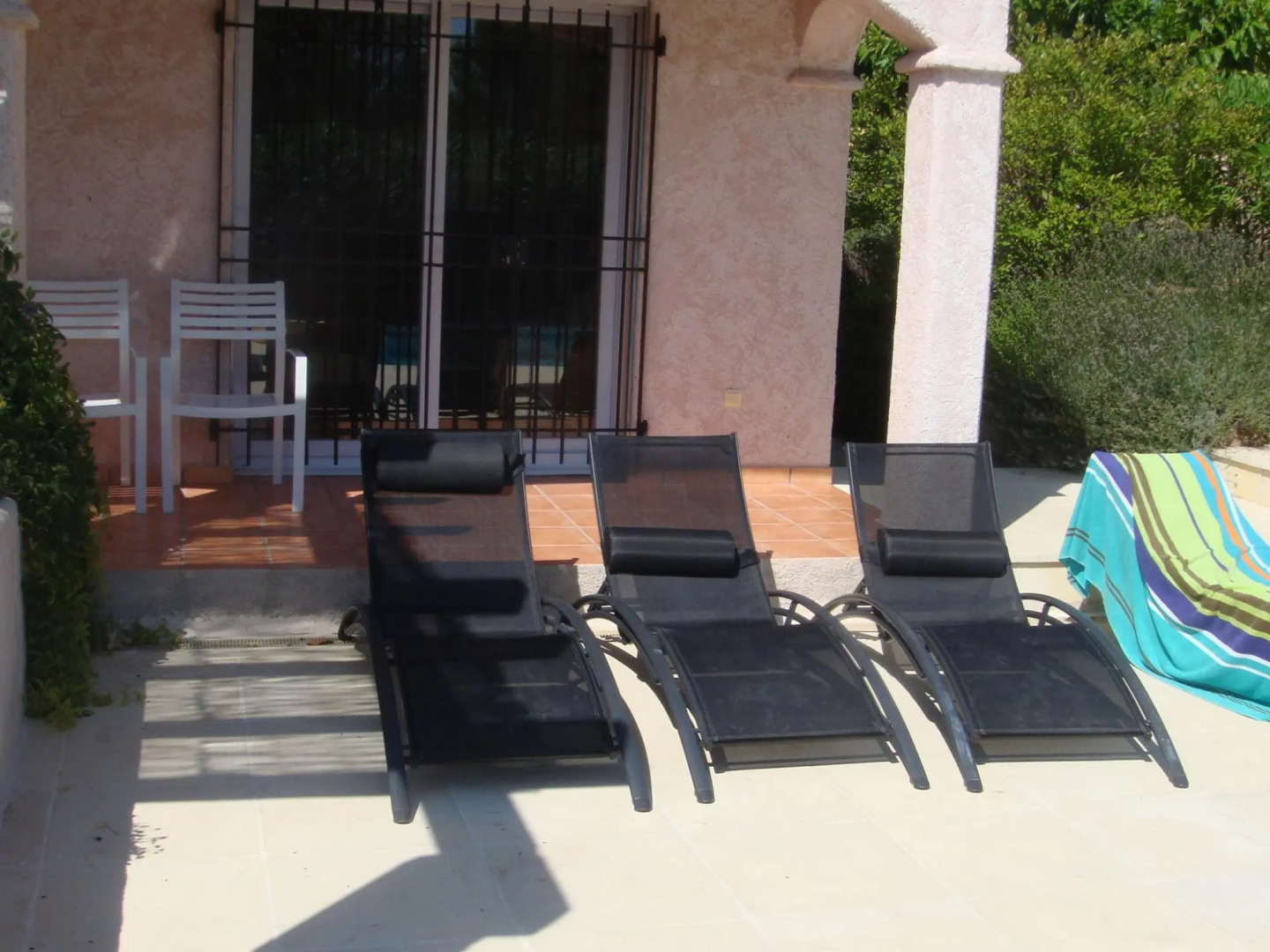 Gorgeous Villa in Bagnols-en-Foret with Swimming Pool