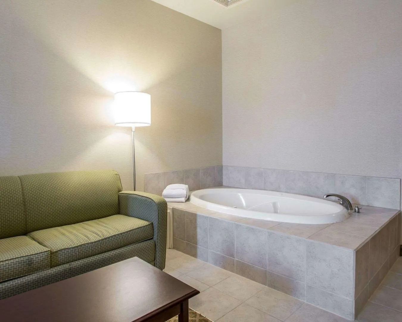 Cobblestone Suites - Ripon