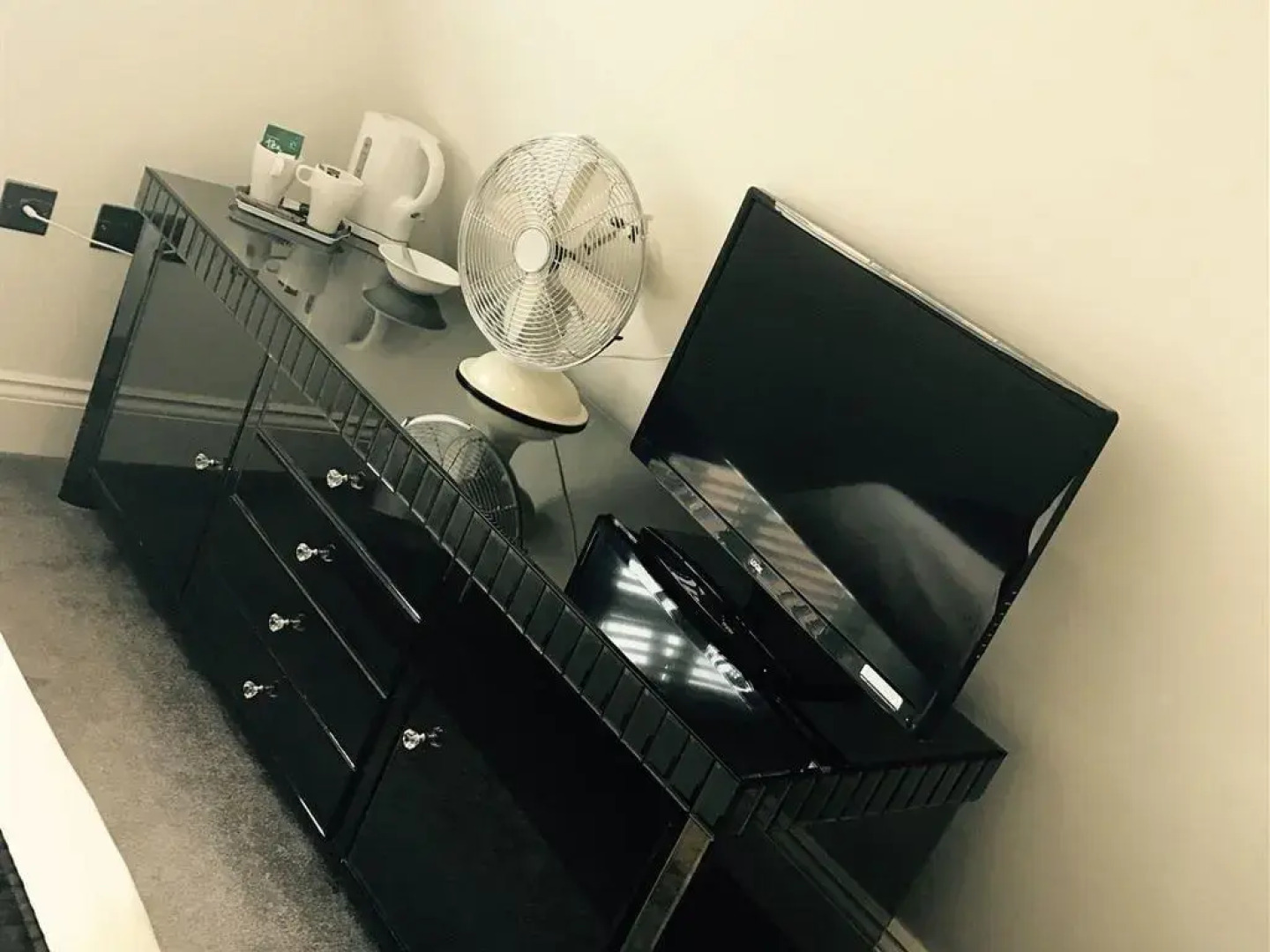 Ship Leopard Hotel – No Children