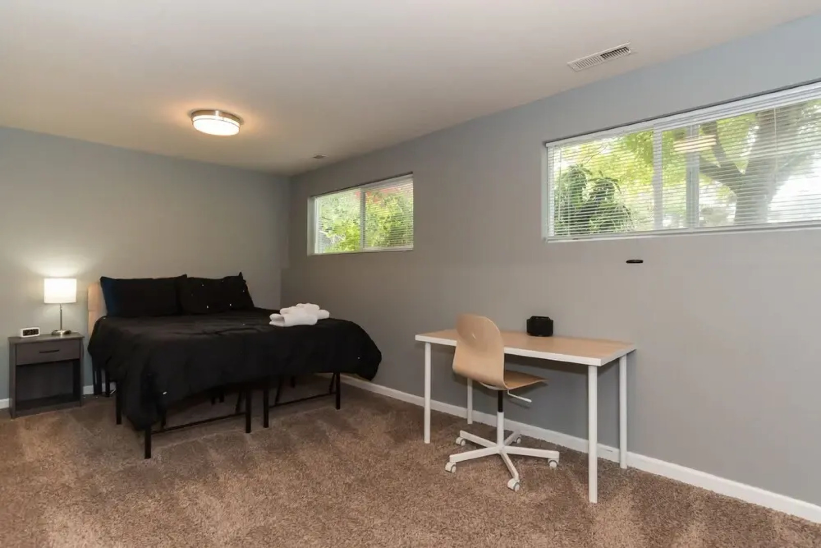 Happy Day Express 5 Bd Mid Century Home!