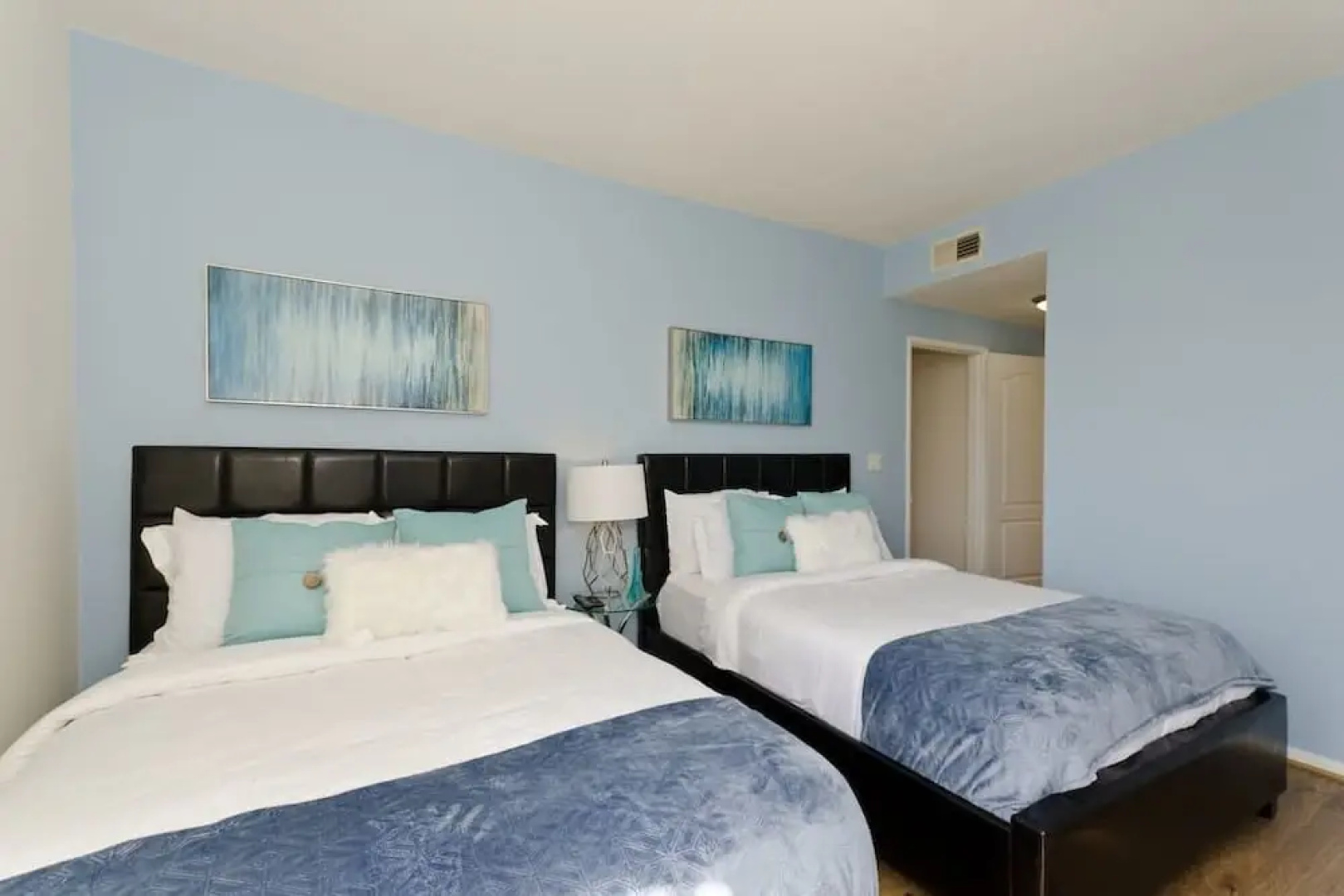 Downtown LA City View Suite