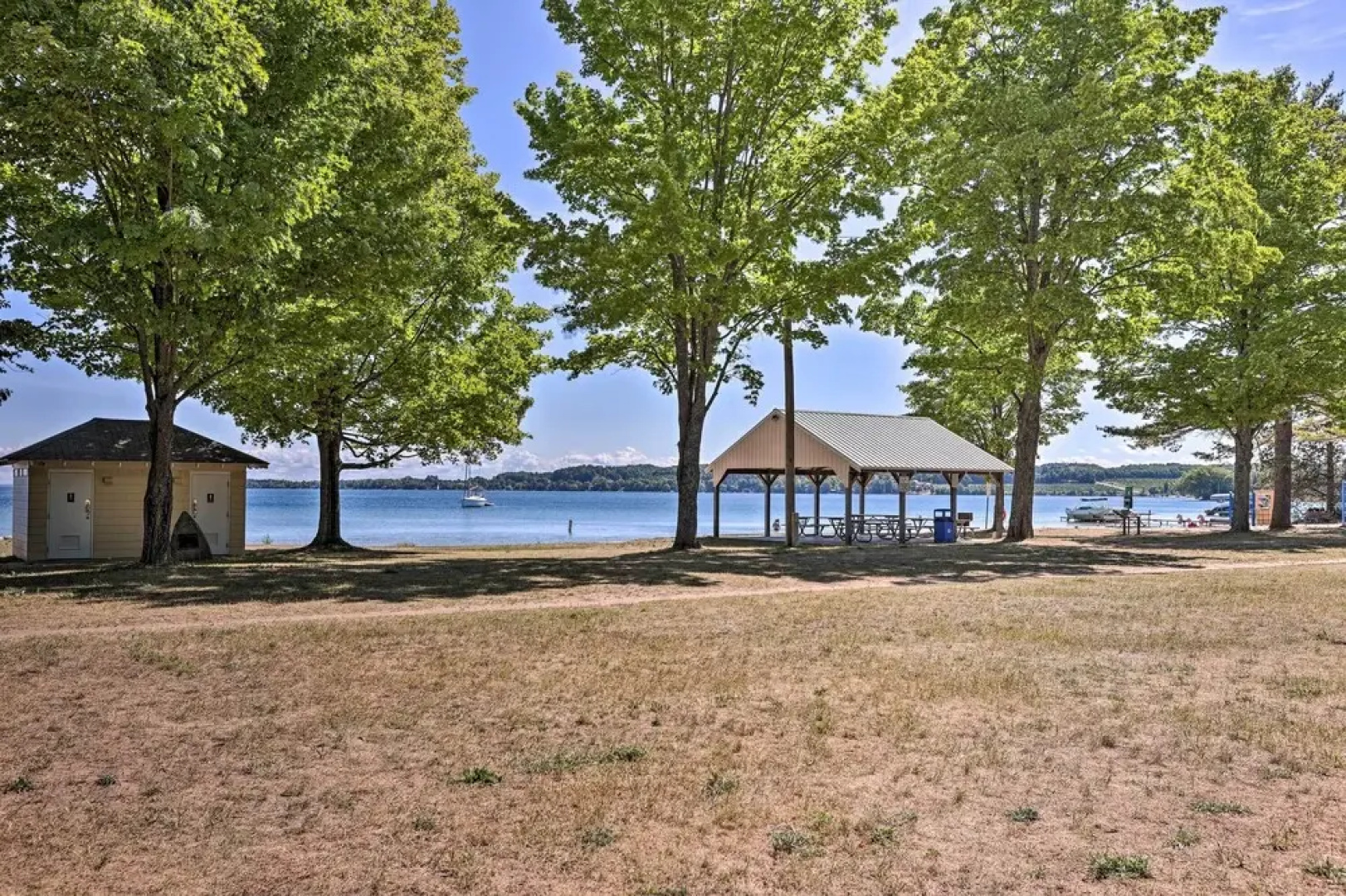 Rustic Suttons Bay Cottage: Shared Dock & Fire Pit