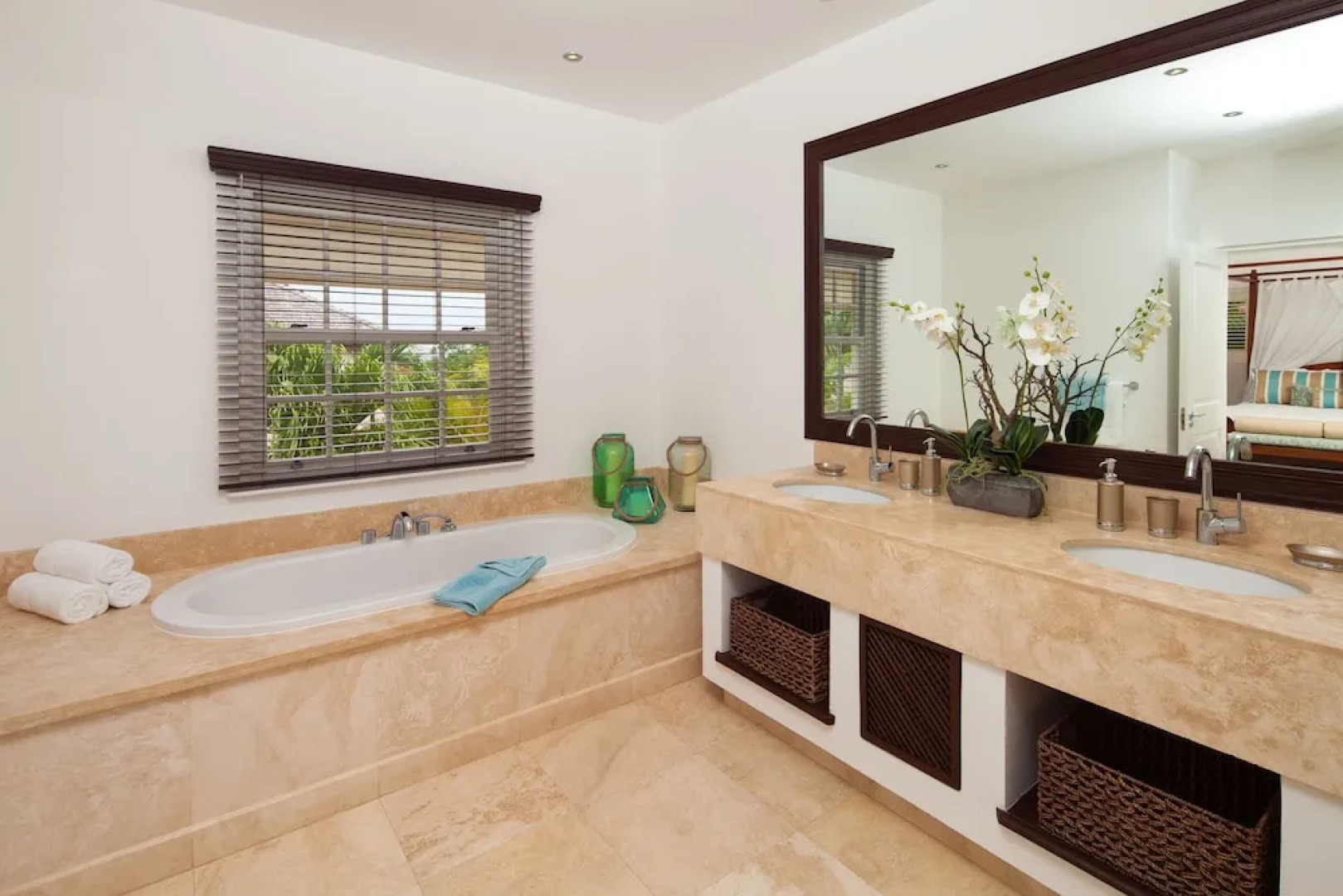 Battaleys Mews by Altman