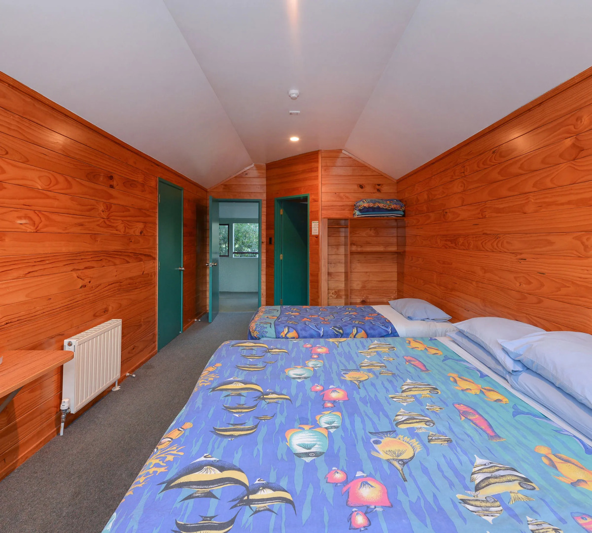 Smoke Lake Hot Springs Lodge and Camp