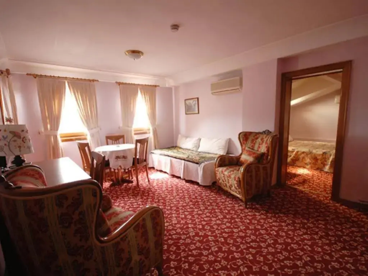 Safran Hotel