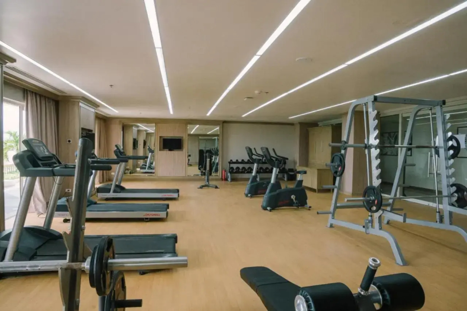 Scenic Tagaytay Getaway with Taal Views