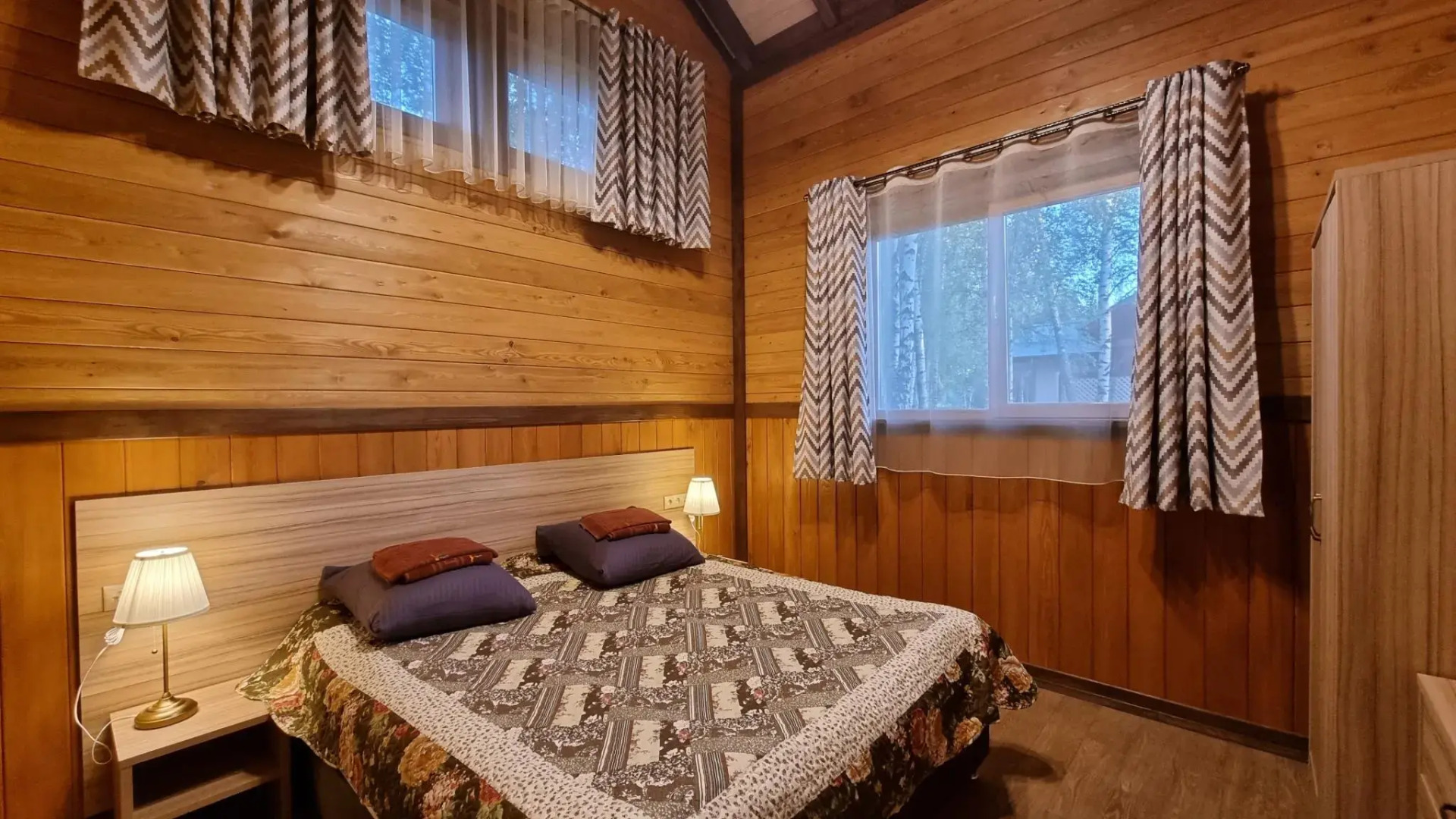 Дом В2 на базе отдыха Новинки Парк