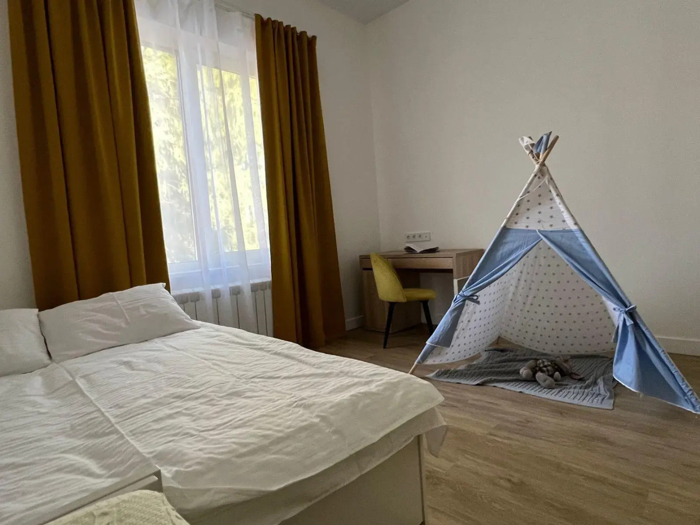 Дом в сосновом лесу