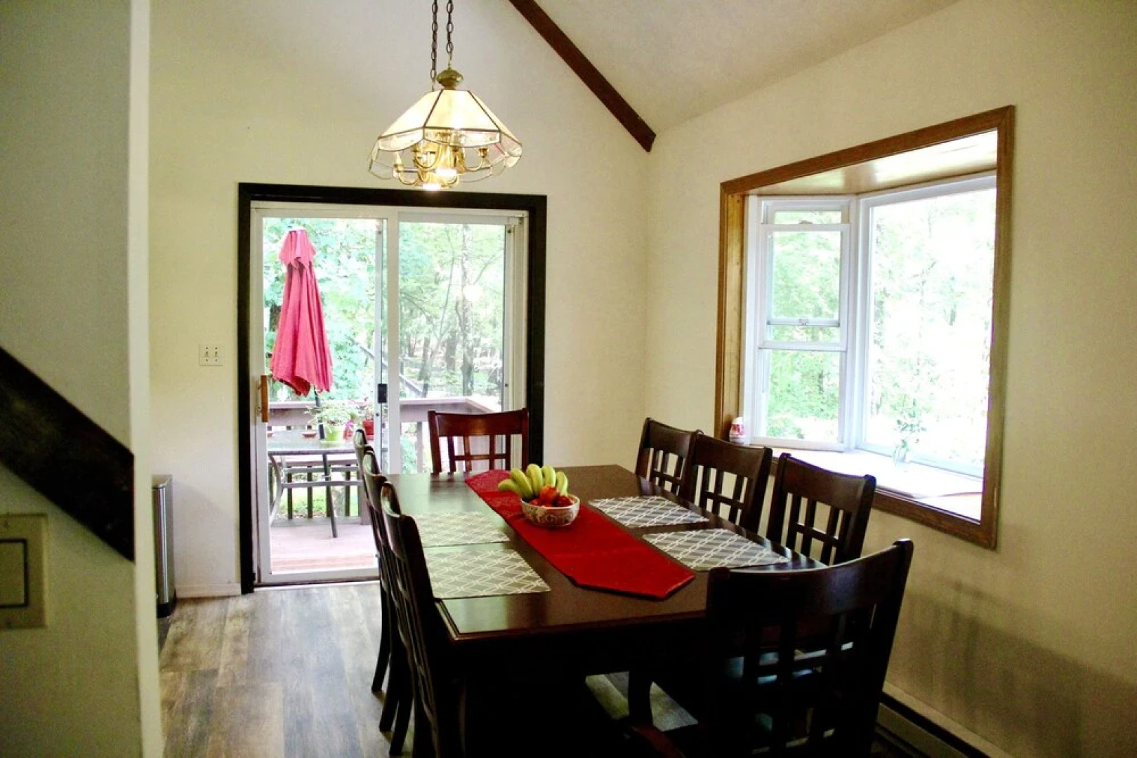 Beautiful Lakeside House Near Camelback