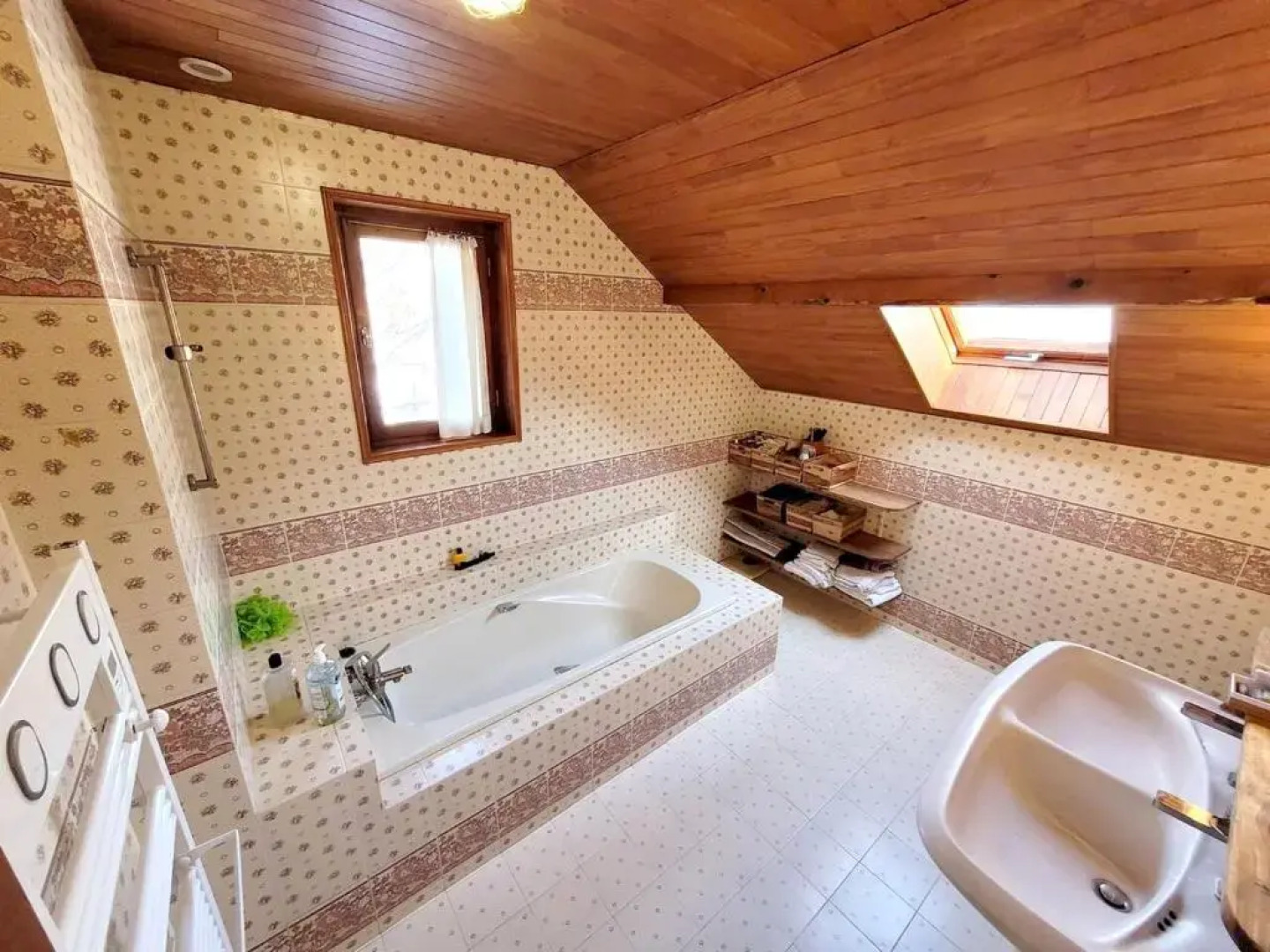 Chalet de 4 chambres avec jardin clos et wifi a Guillestre