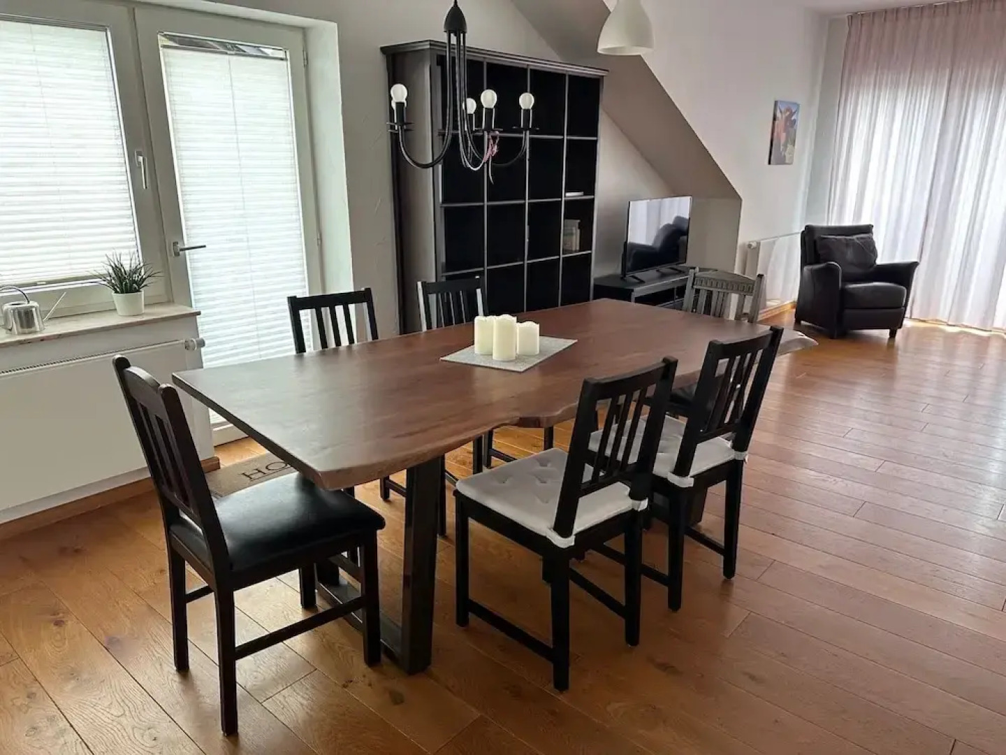 Shared Holiday in two Separate Flats