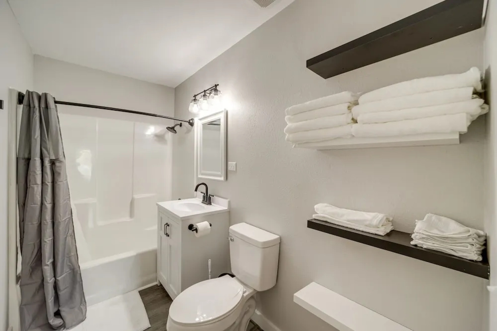 Waterfront Grove Retreat w/ Dock: 'cedar Ridge'