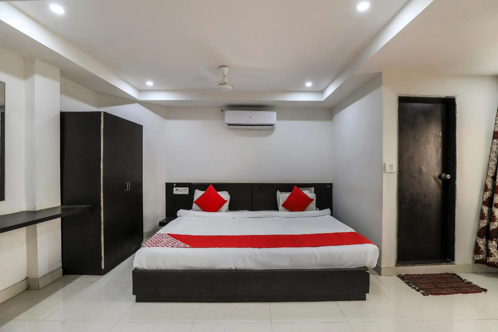 OYO 60489 Hotel Rangoli