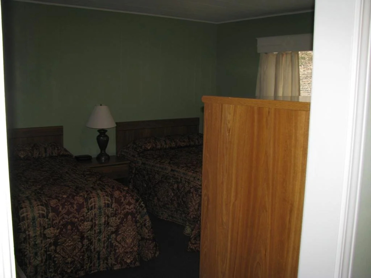 Colonial Inn & Creamery