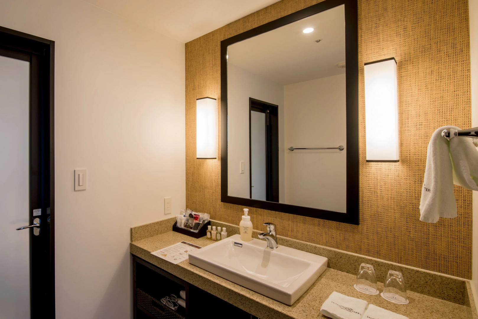 Hotel Monterey Okinawa Spa & Resort