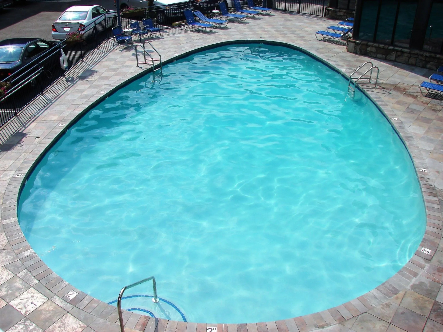 Sidney James Mountain Lodge