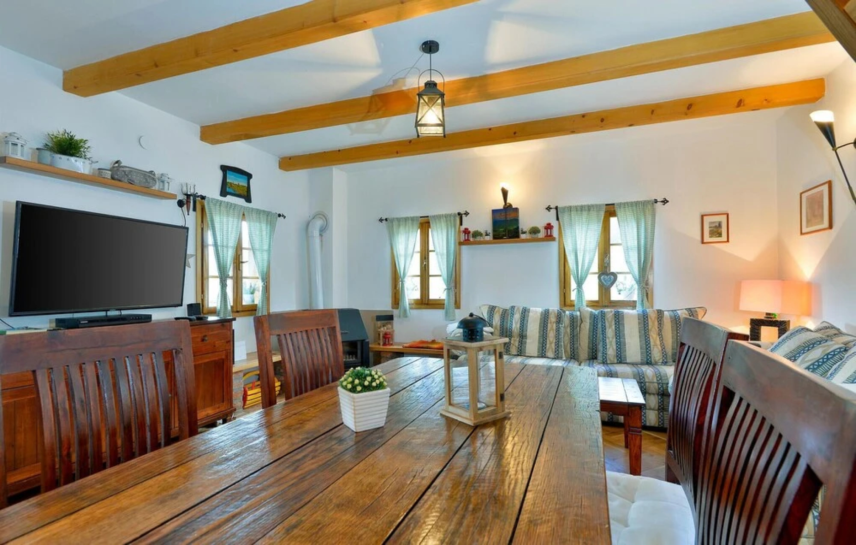 Awesome Home in Krapinske Toplice With 2 Bedrooms, Wifi and Outdoor Swimming Pool