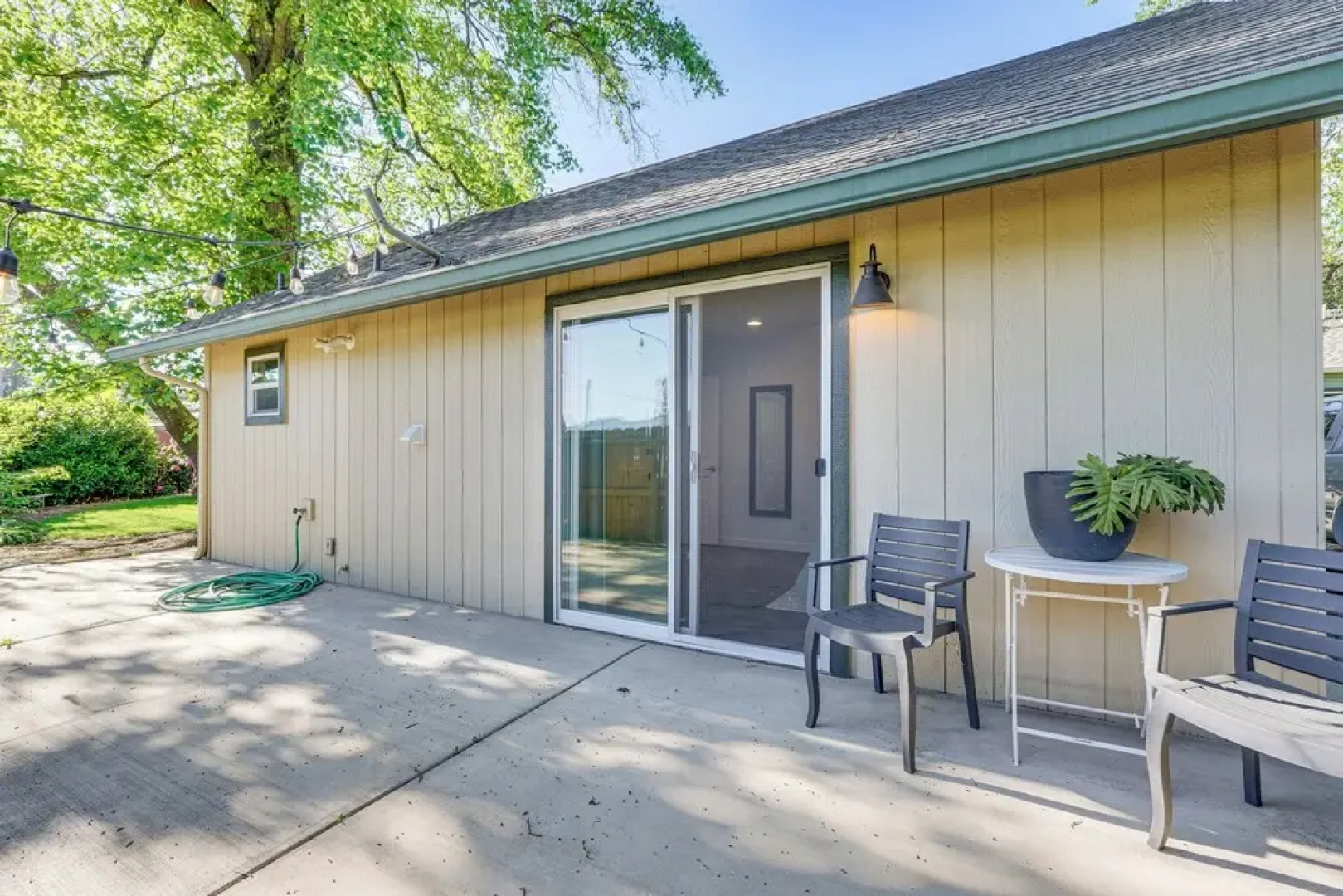 Welcoming Grants Pass Retreat - Walk to Park!