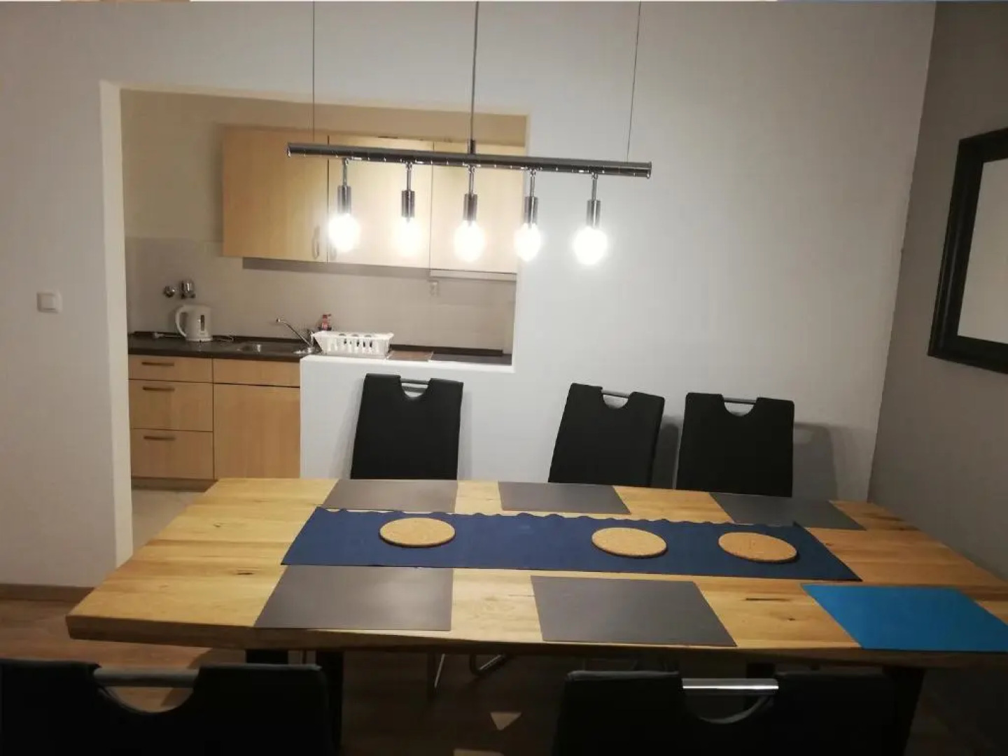 Schöne Wohnungen am Bahnhof in Dachau - 20 Min bis München Zentrum