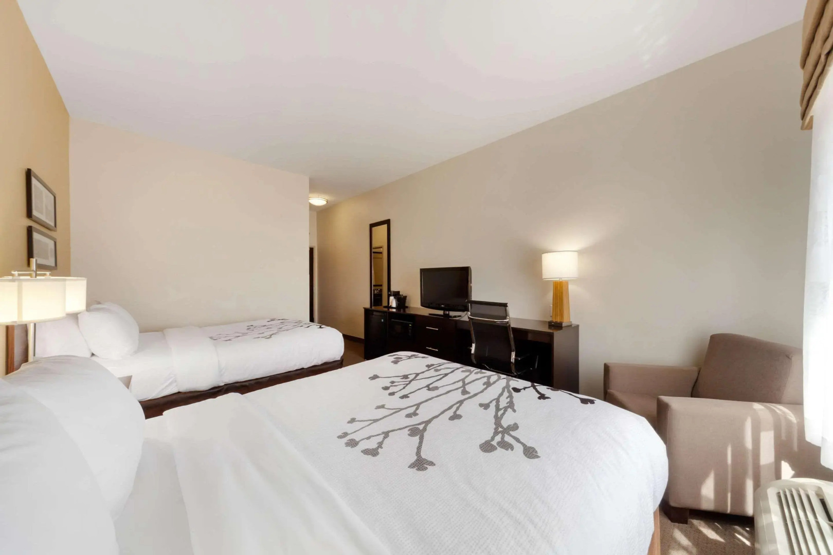 Sleep Inn & Suites Bismarck I-94