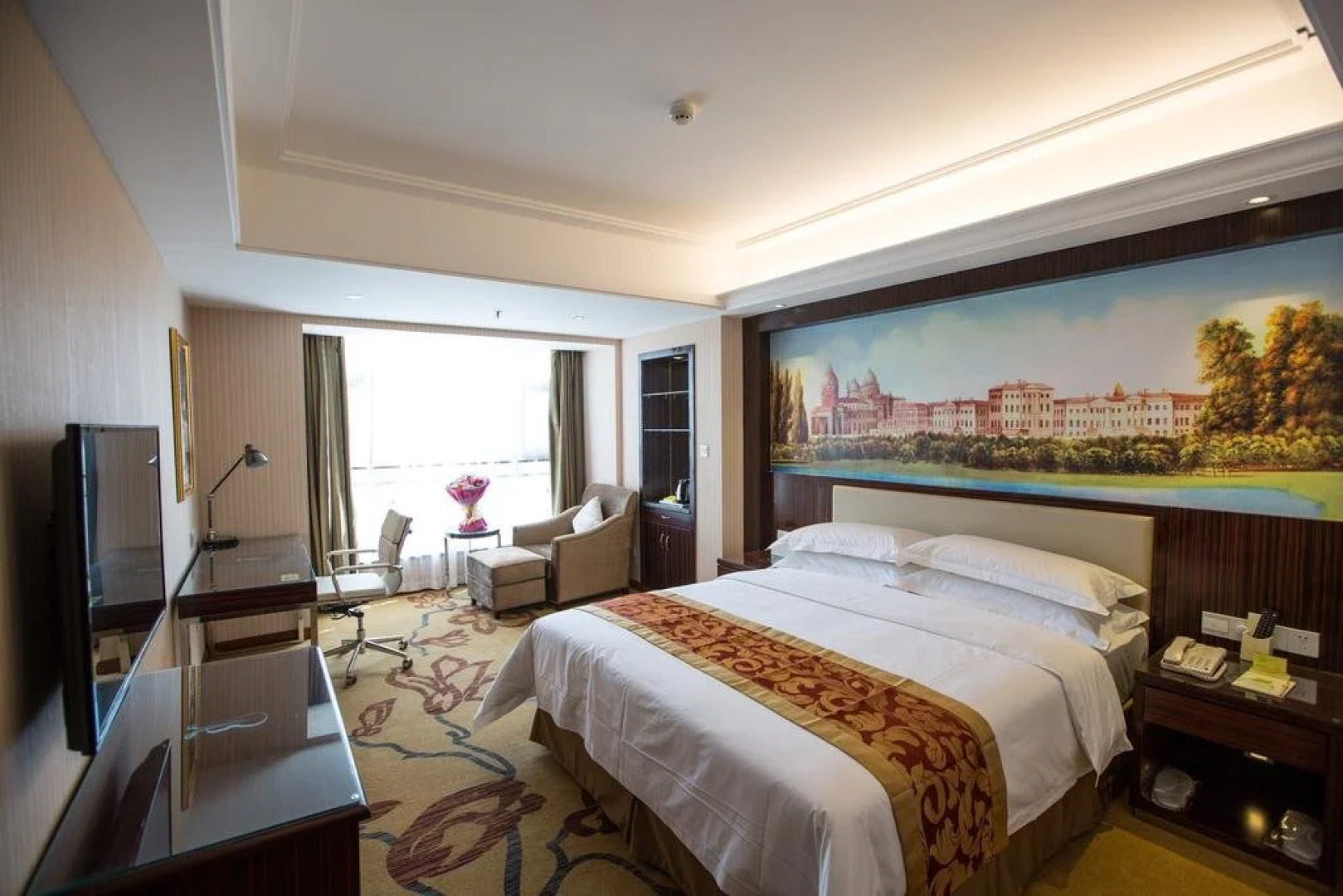 Vienna International Hotel Zhumadian Huayuan Branch