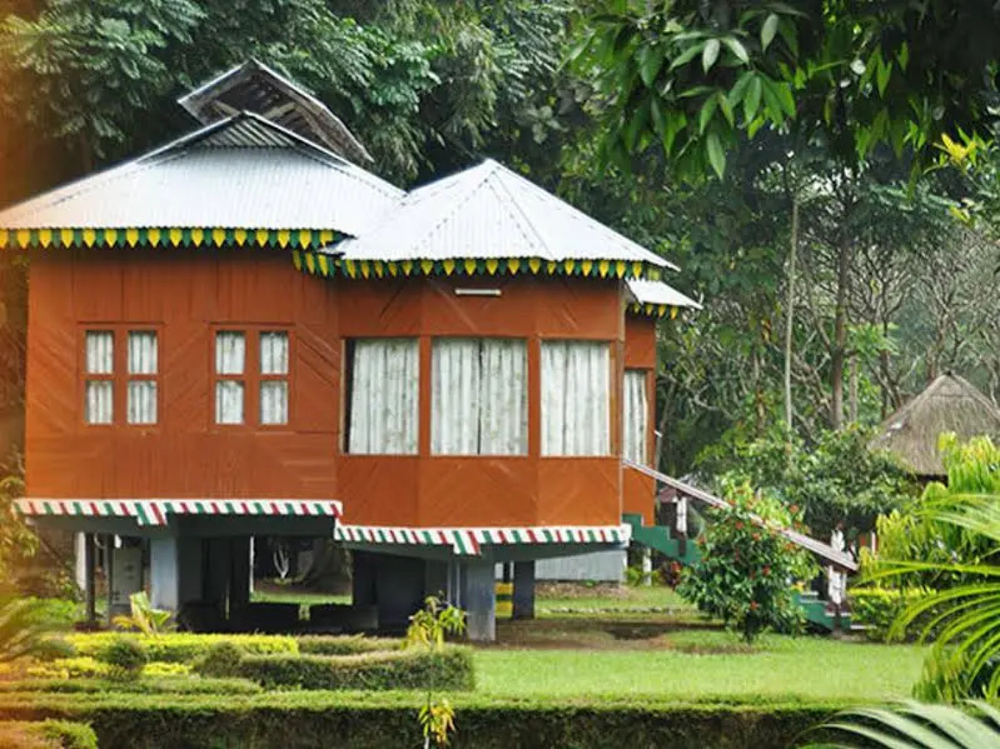 Resort Suncity Lataguri