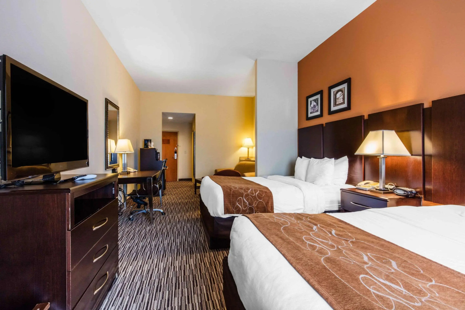 Comfort Suites Murfreesboro Shopping District