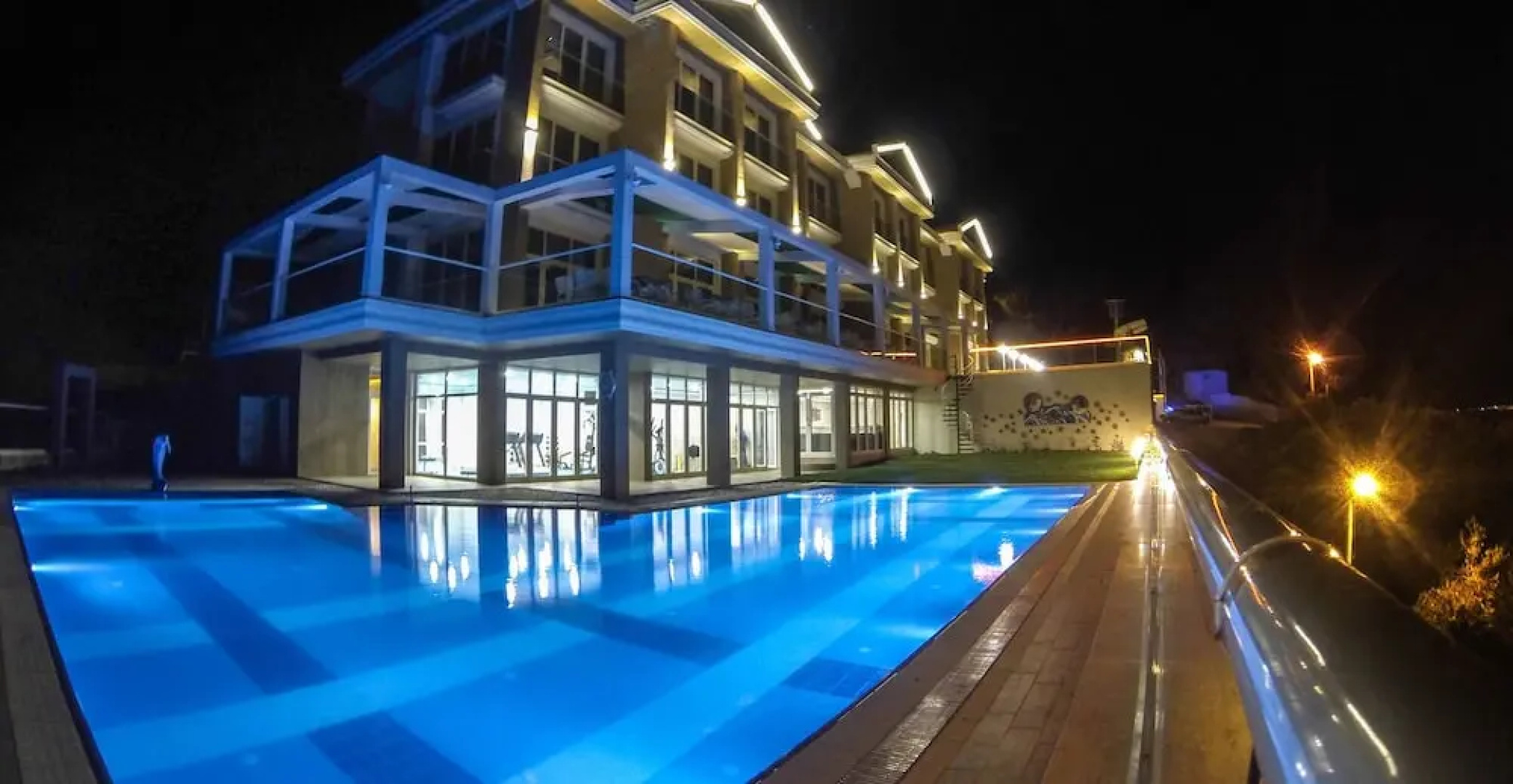 Rezone Health & Oxygen Hotel