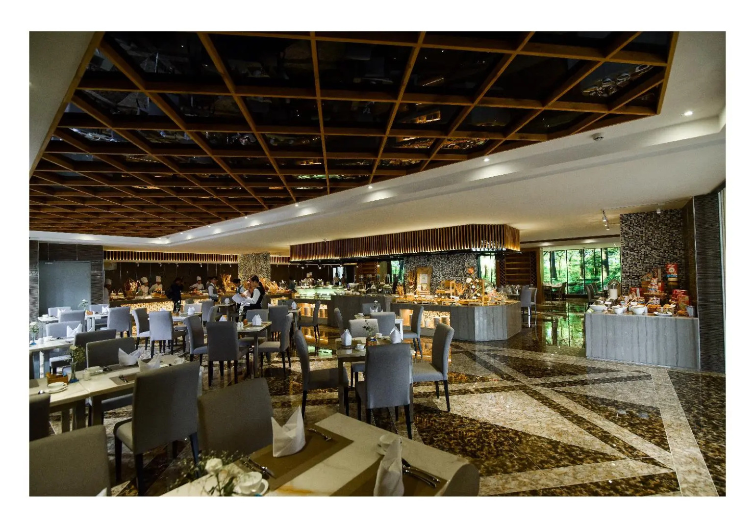 The Mira Central Park Hotel