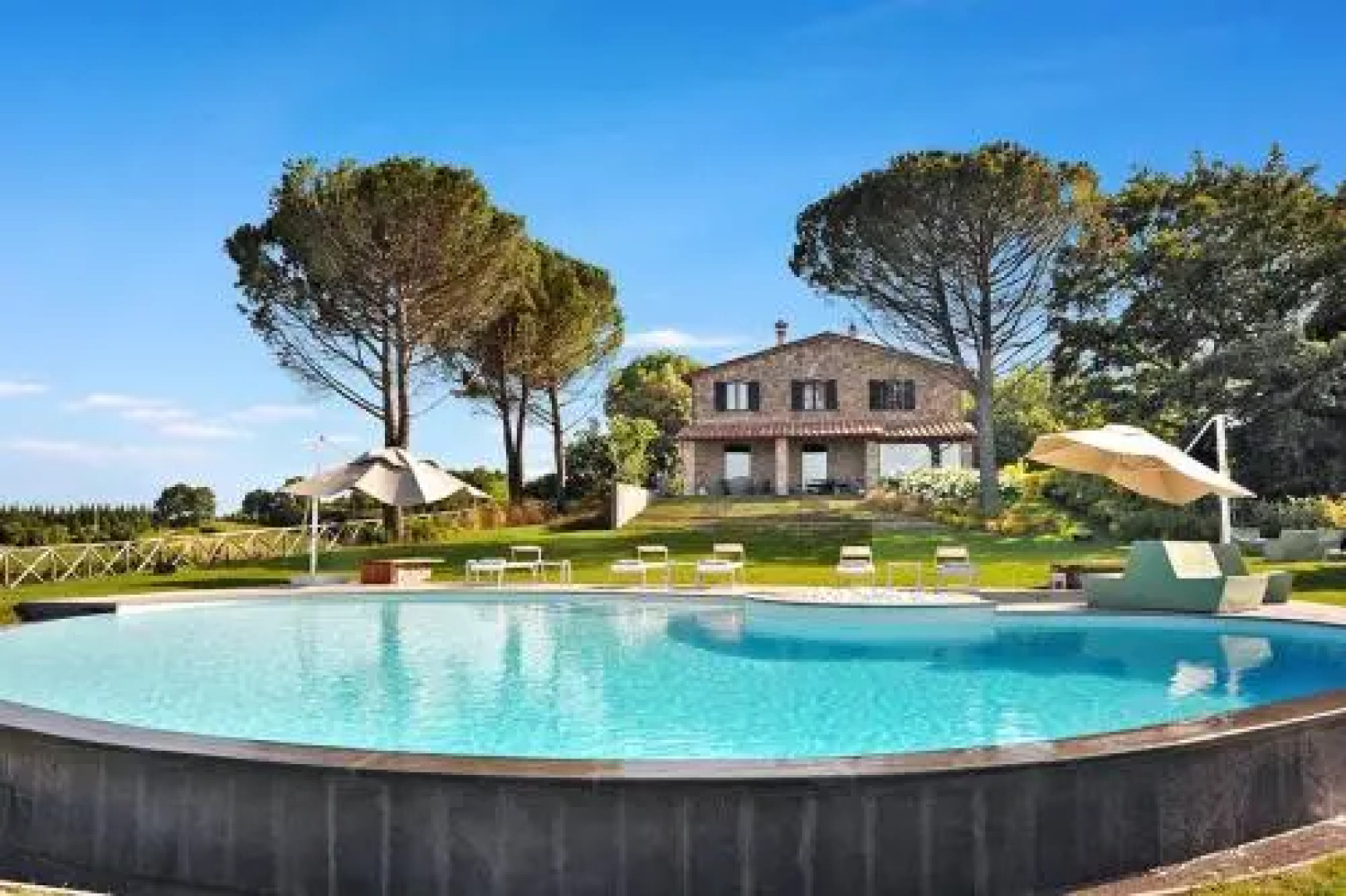 Todi - Villa Di Lusso Con Piscina A Sfioro E Vista A 360°