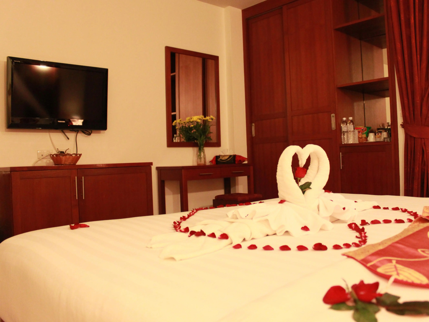 Patong Hemingway's Hotel