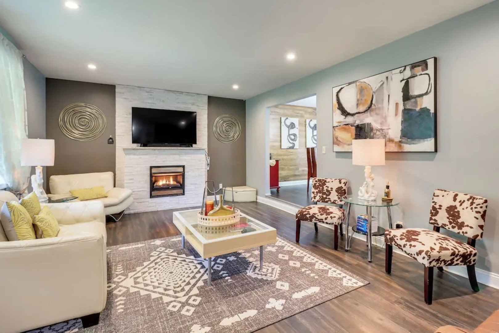 Long Pond Home w/ Hot Tub ~ 8 Mi to Kalahari!