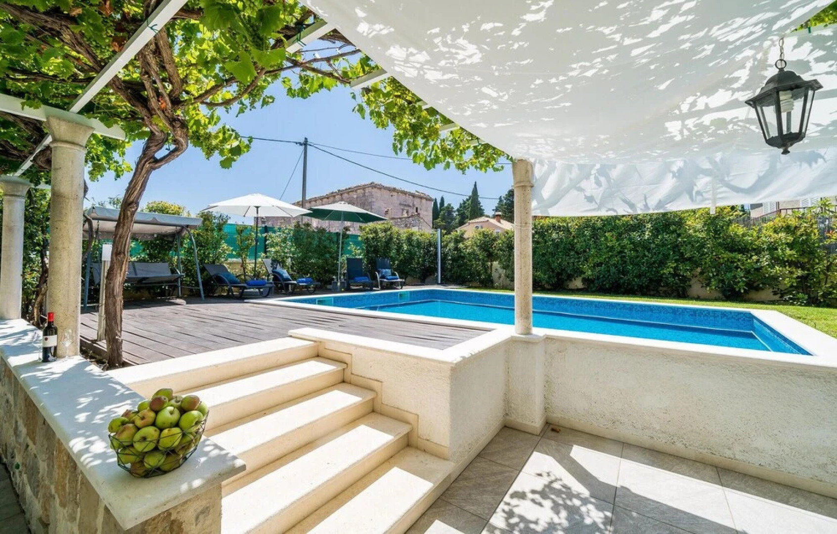 Awesome Home in Bosanka With Wifi and 2 Bedrooms