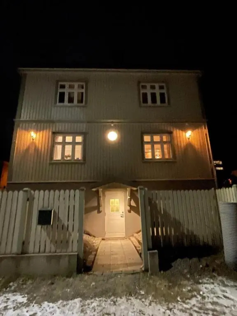 Daltind - Modern apartment with free parking