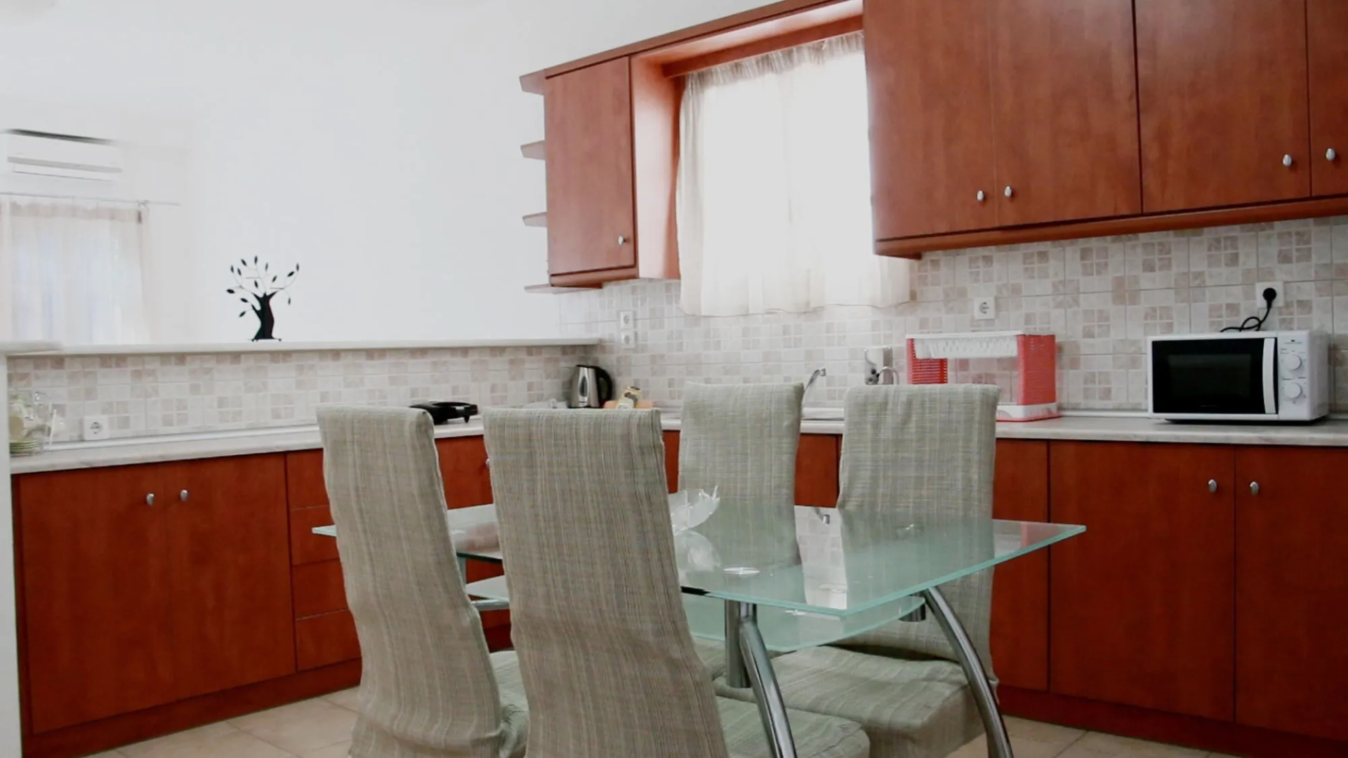 Loukas & Emma Eco Houses